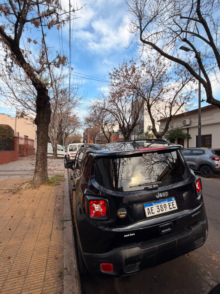 Jeep Renegade Sport — foto 6